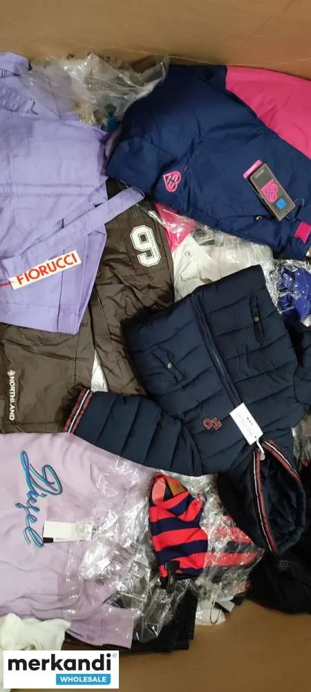 ! ¡NUEVO! Mix **MARCAS PREMIUM MUJER** outlet stock toda la temporada