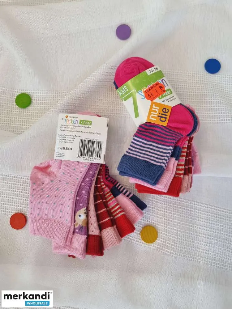 040016 Presentamos la mezcla de calcetines infantiles suaves y respetuosos con la piel para niños y niñas de todas las edades