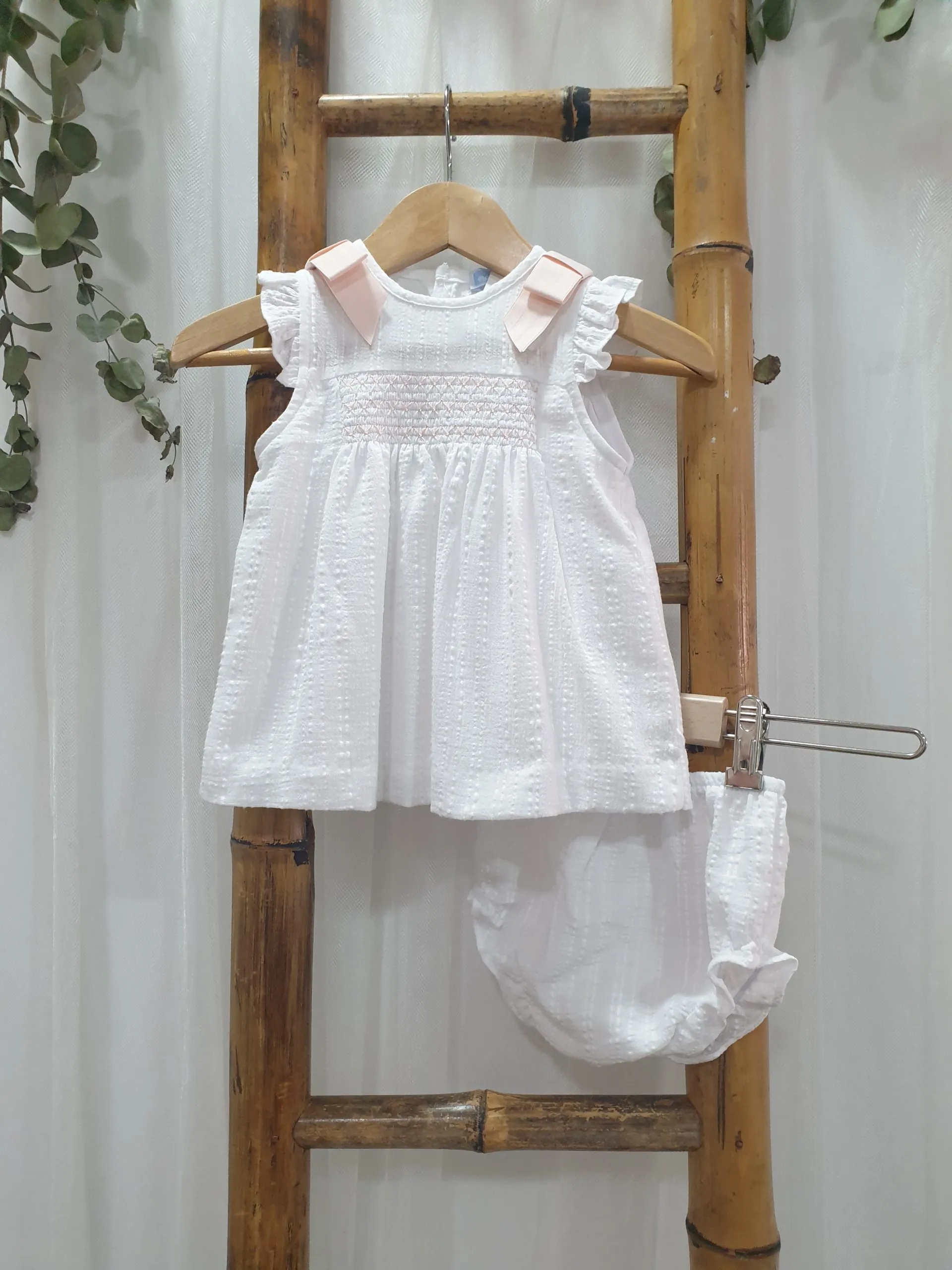 A Jesusito con braguitas smock R301031