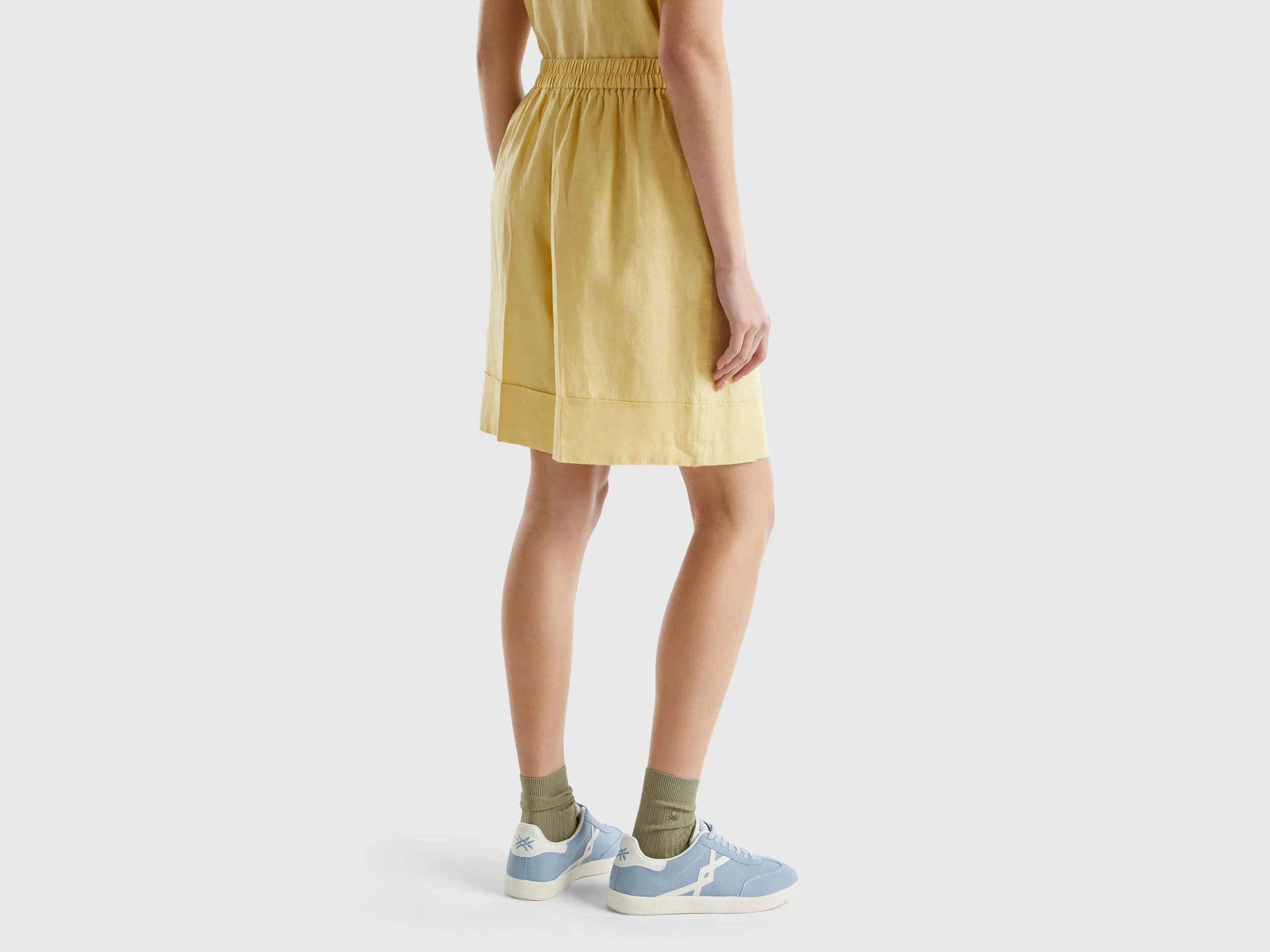 Bermudas de 100 % lino con vuelta