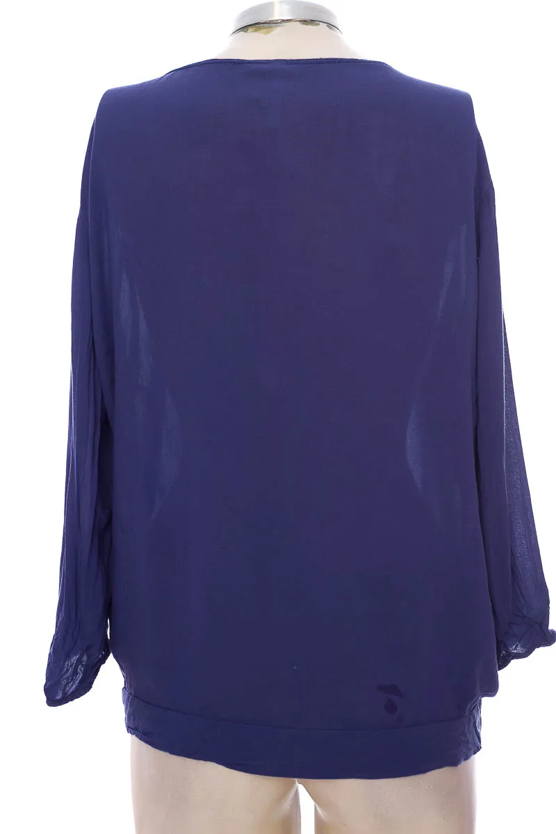 BLUSA COLOR AZUL  LEONISA