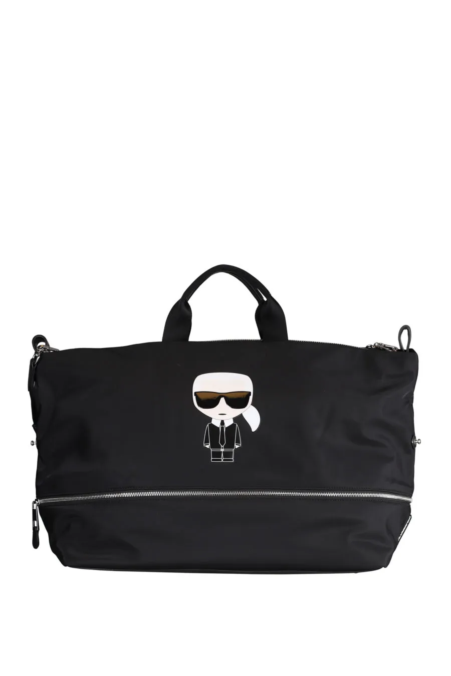 Bolso negro de viaje con 