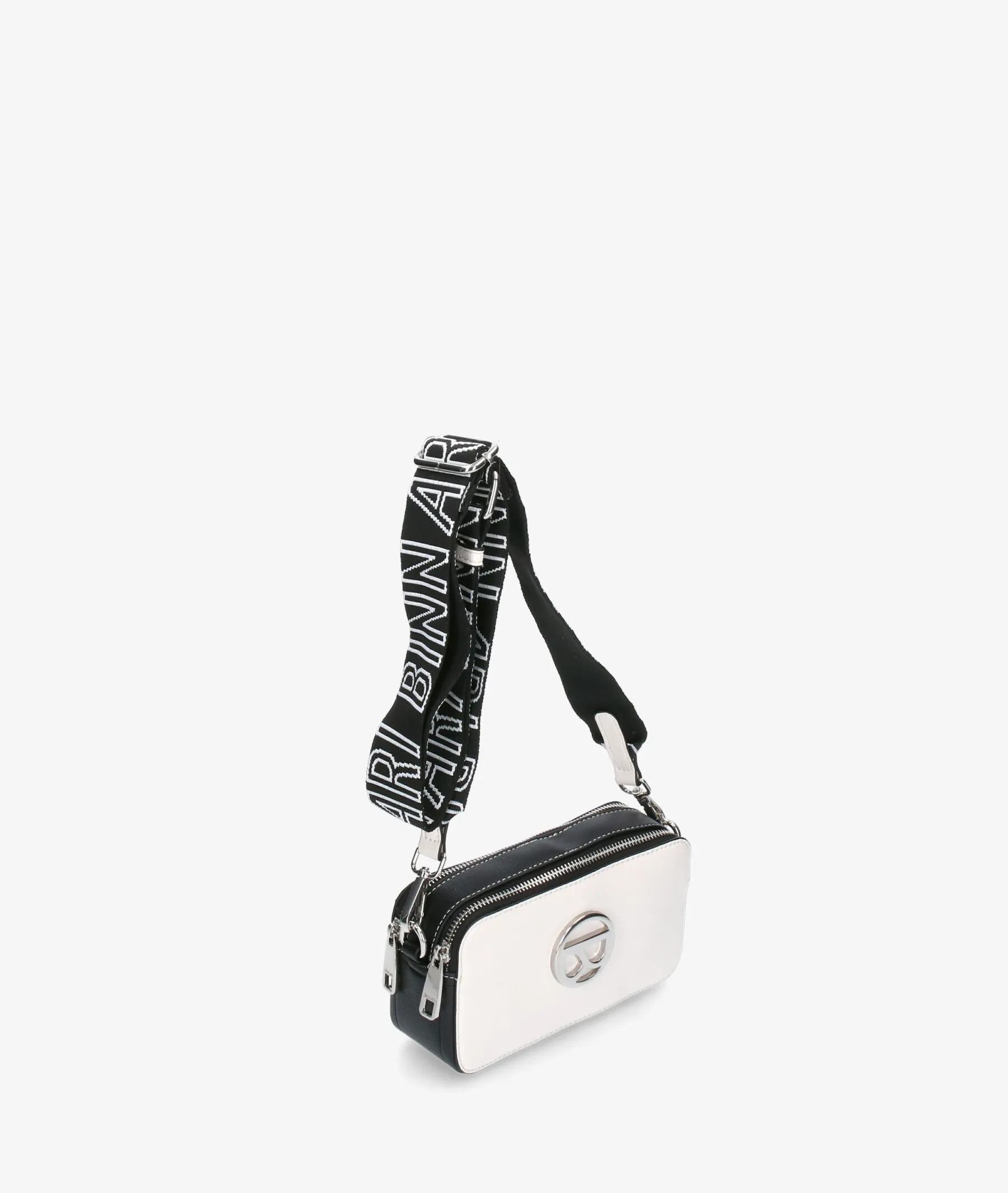 Bolso pabloochoa.shoes 20023 en hueso  Medidas 18 x 10 x 6 ctms