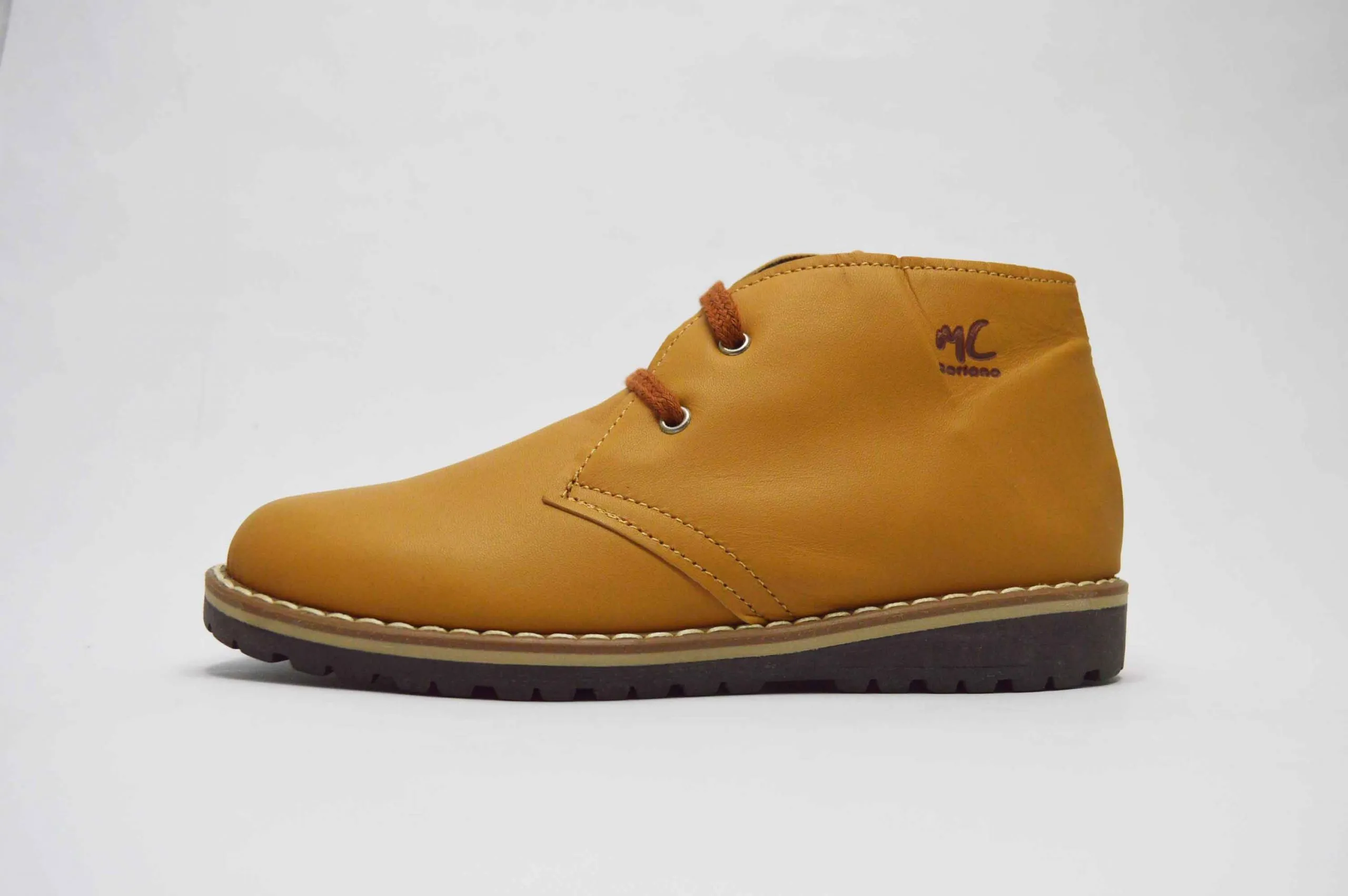 Bota tipo pisacacas cordones niños