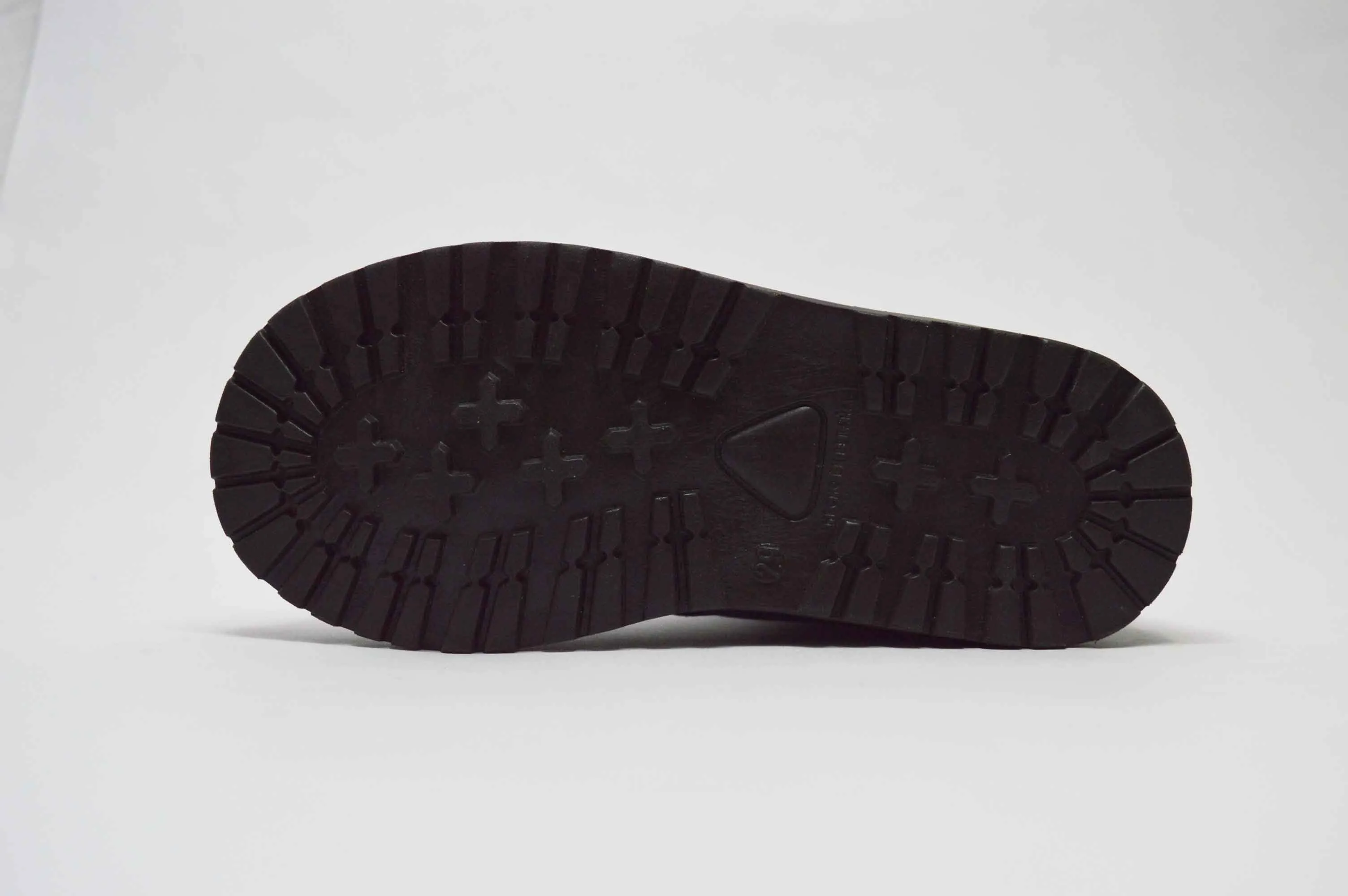 Bota tipo pisacacas cordones niños