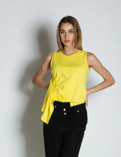 Camiseta amarilla asimétrica JAIMÉ