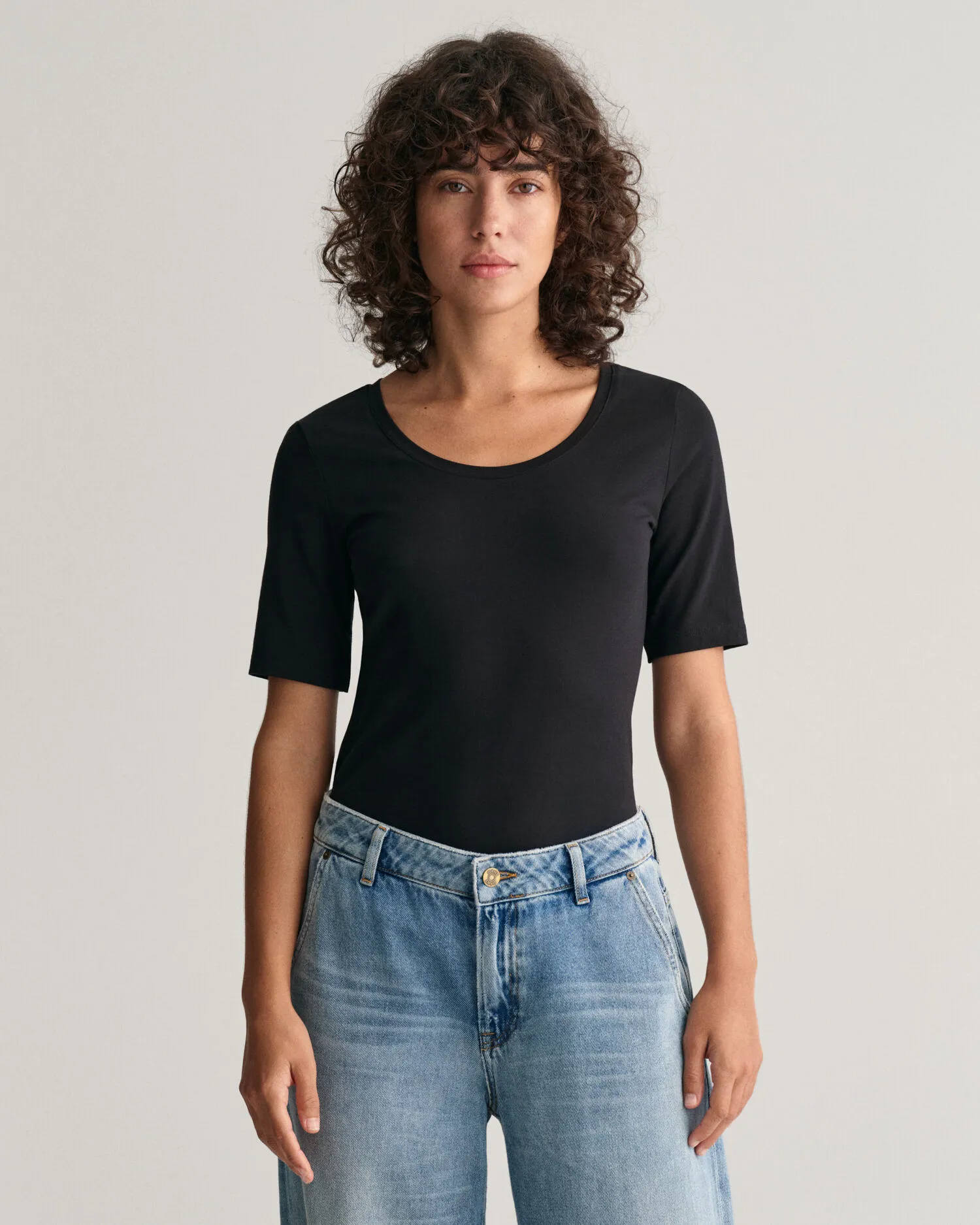 Camiseta con escote redondo