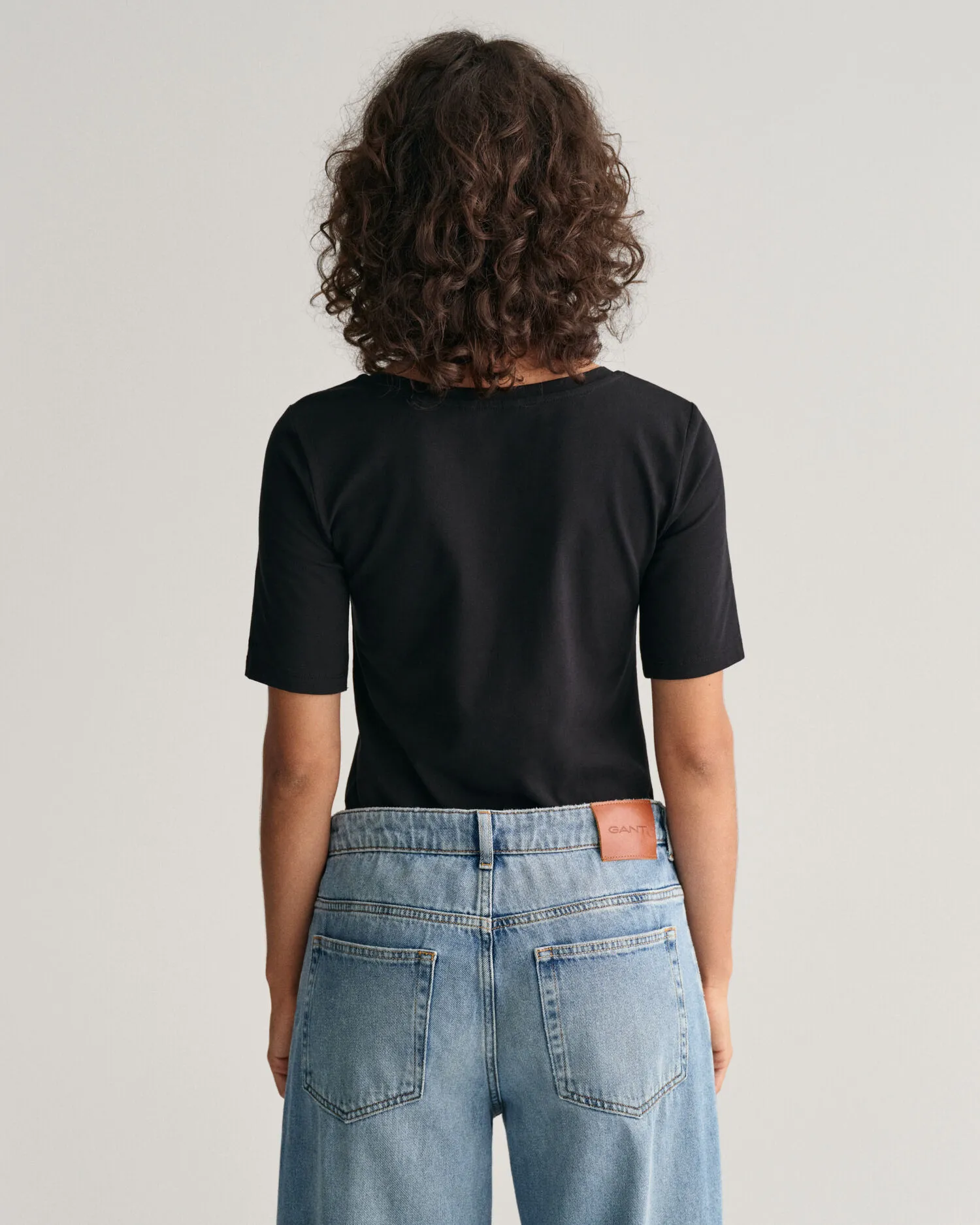 Camiseta con escote redondo