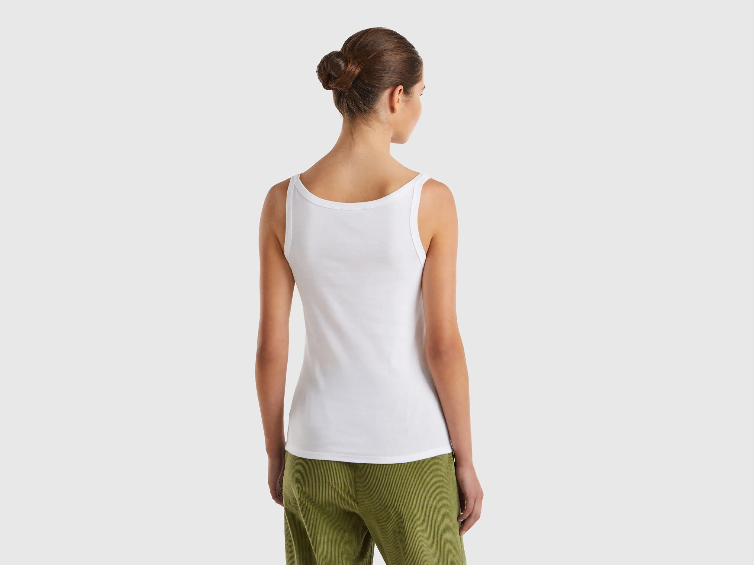 Camiseta de tirantes blanca de 100 % algodón