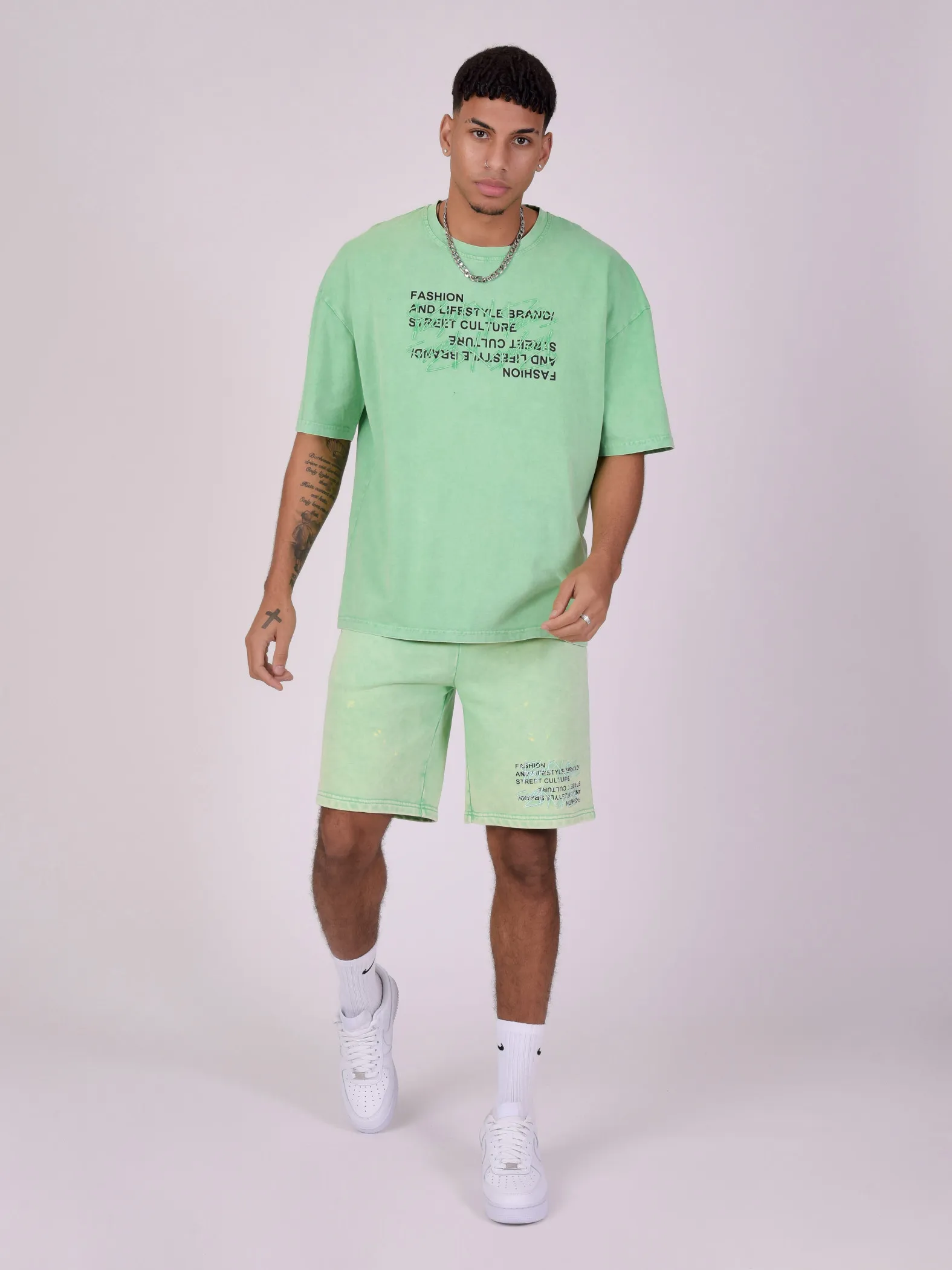 Camiseta oversize en tejido desteñido
