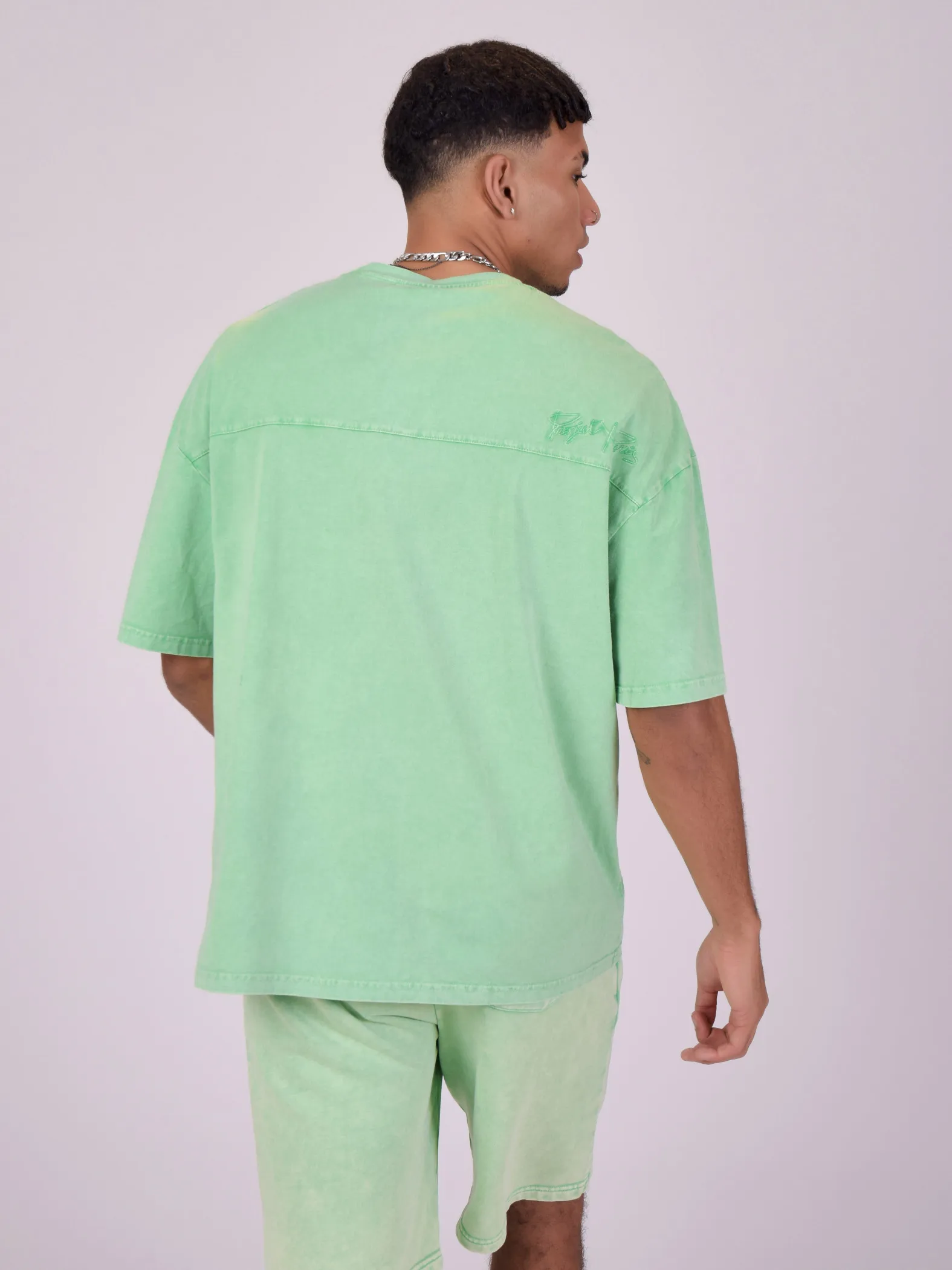 Camiseta oversize en tejido desteñido