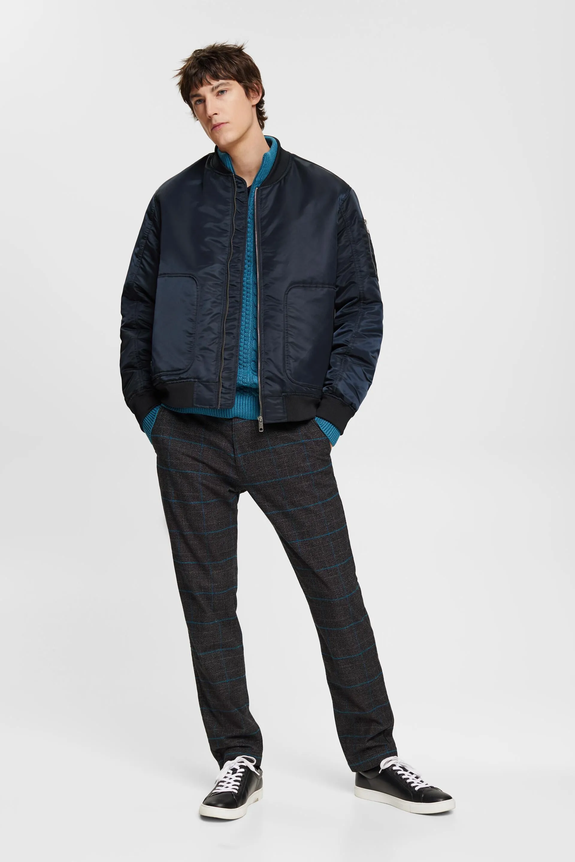 Cazadora estilo bomber