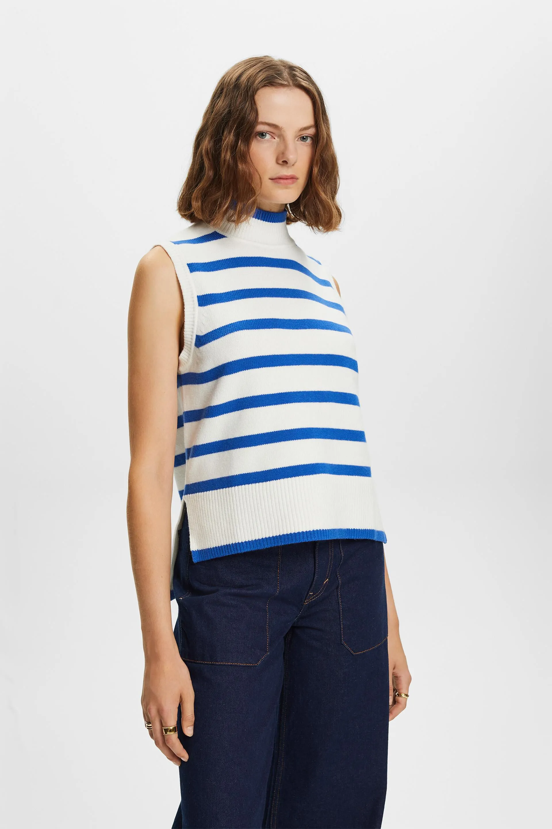 Chaleco estilo jersey con cuello alto y rayas