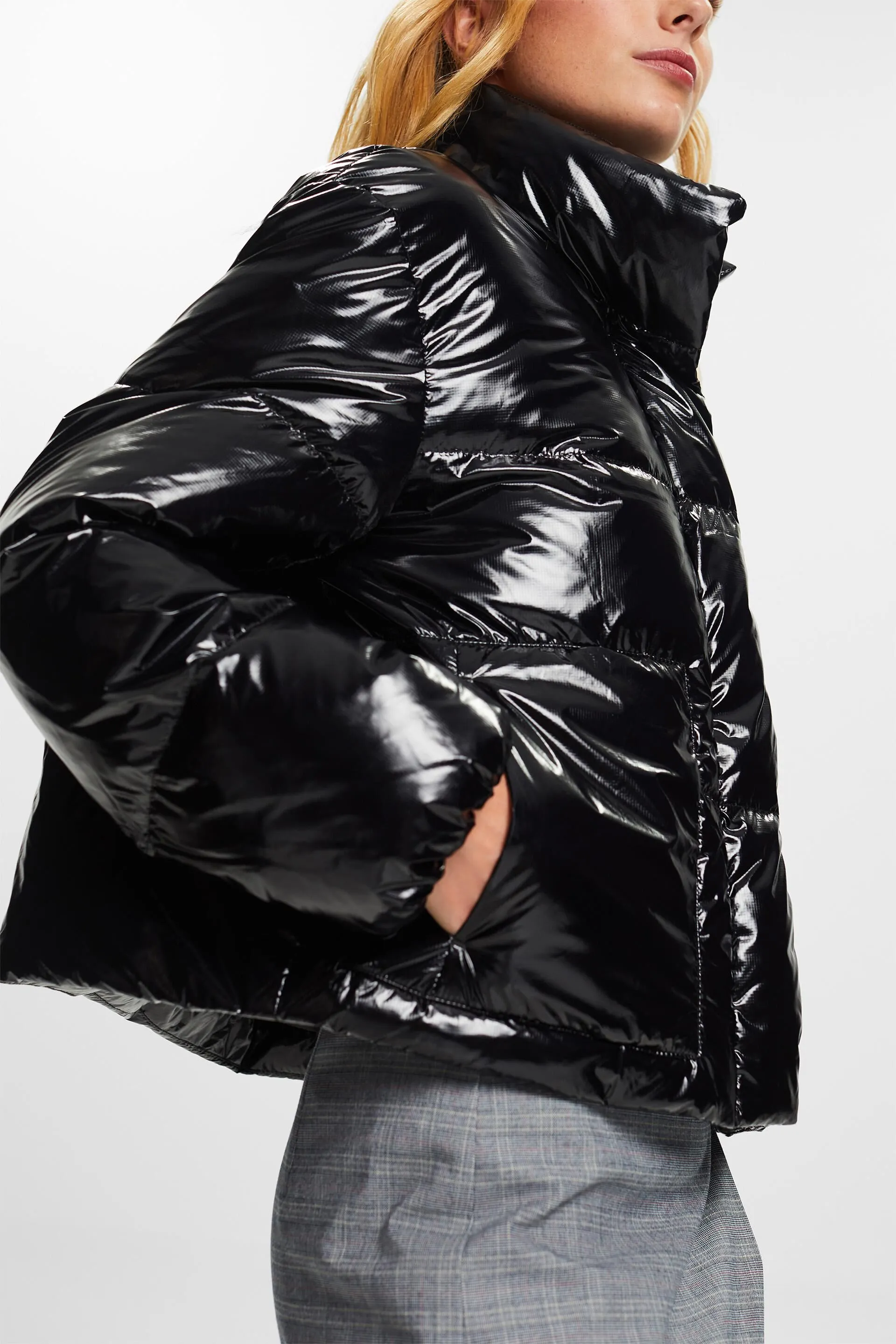 Chaqueta acolchada con acabado brillante