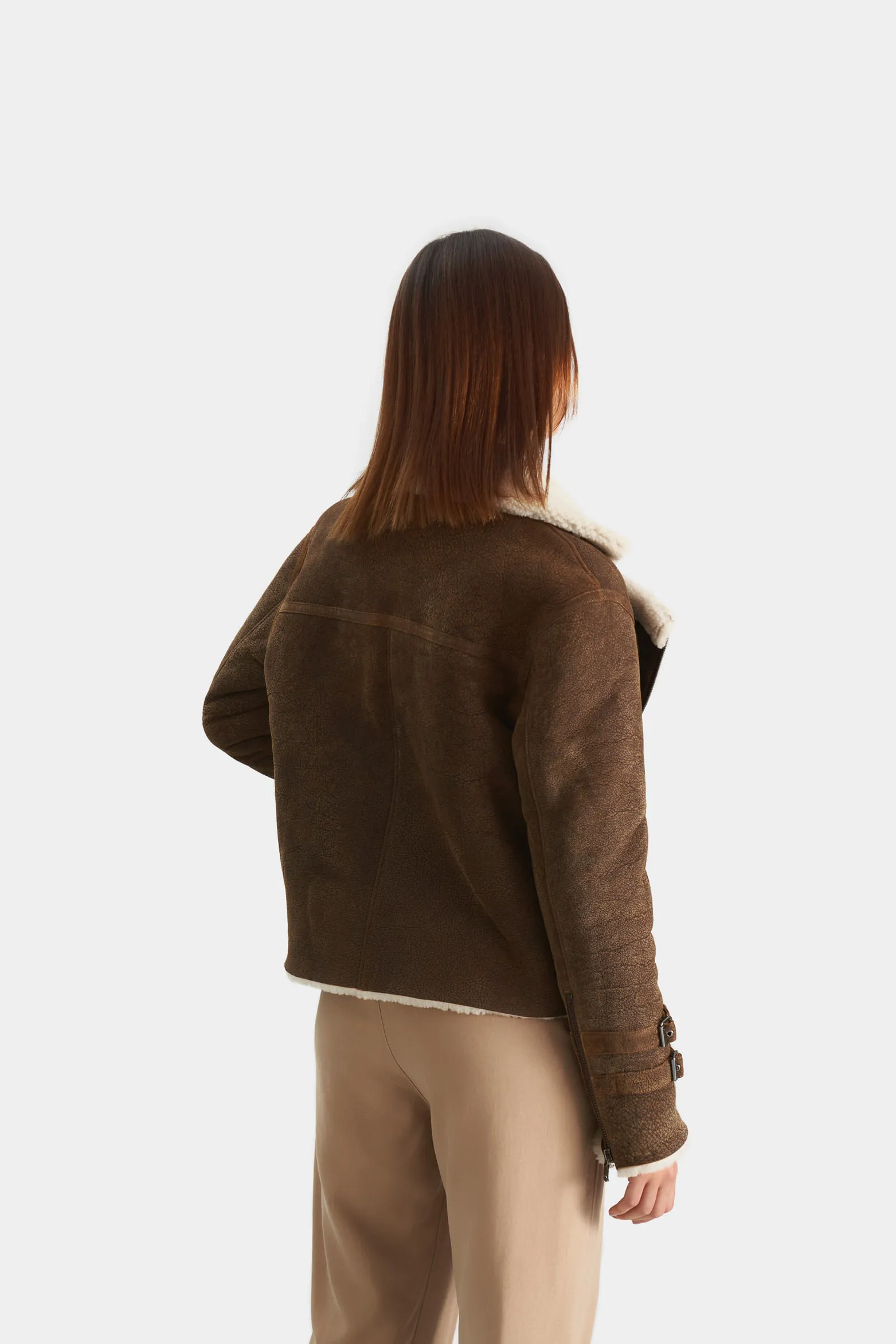 Chaqueta aviator de cuero ovino y lana para mujer acabado nobuck