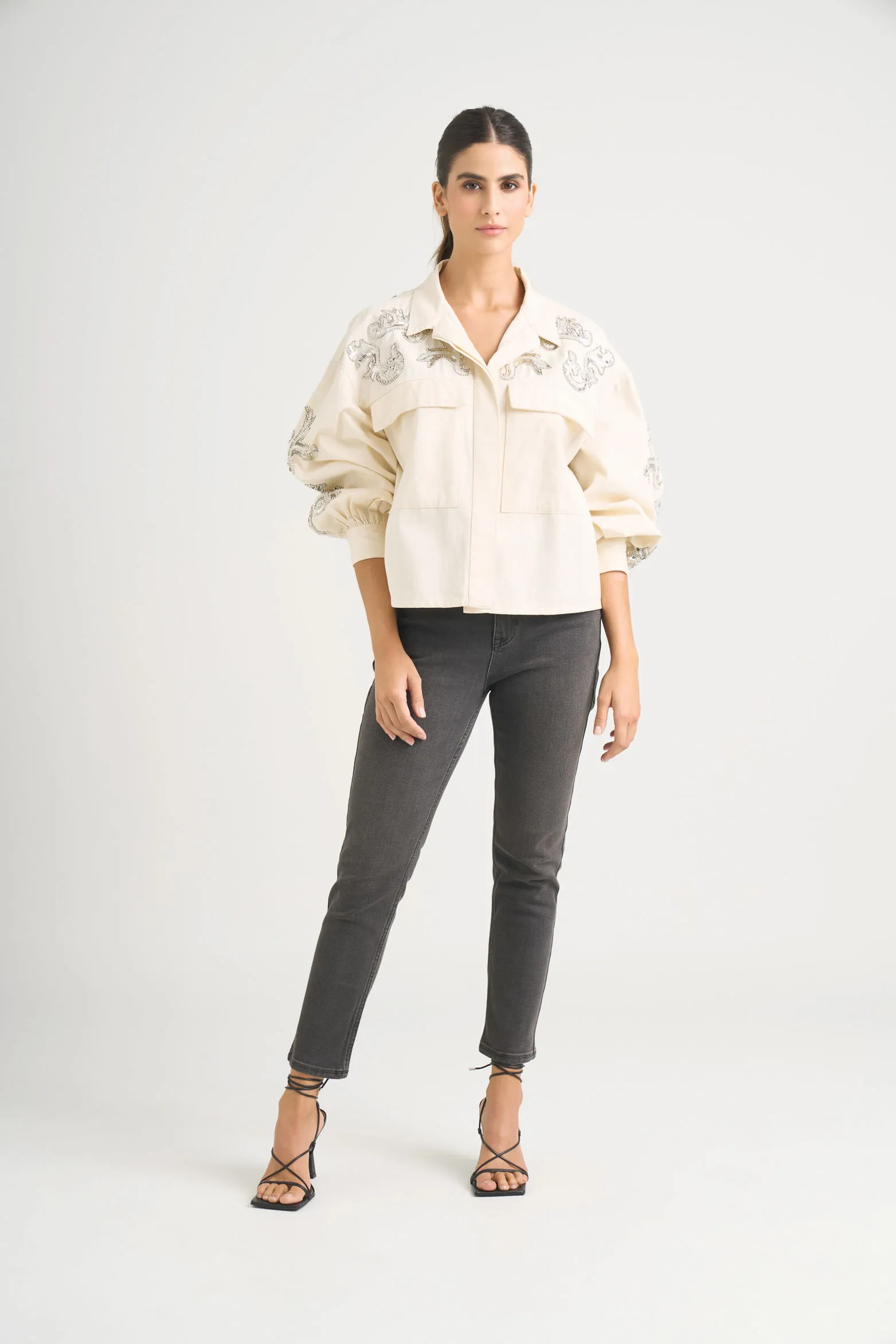 Chaqueta calas en tejido plano para mujer silueta cropped