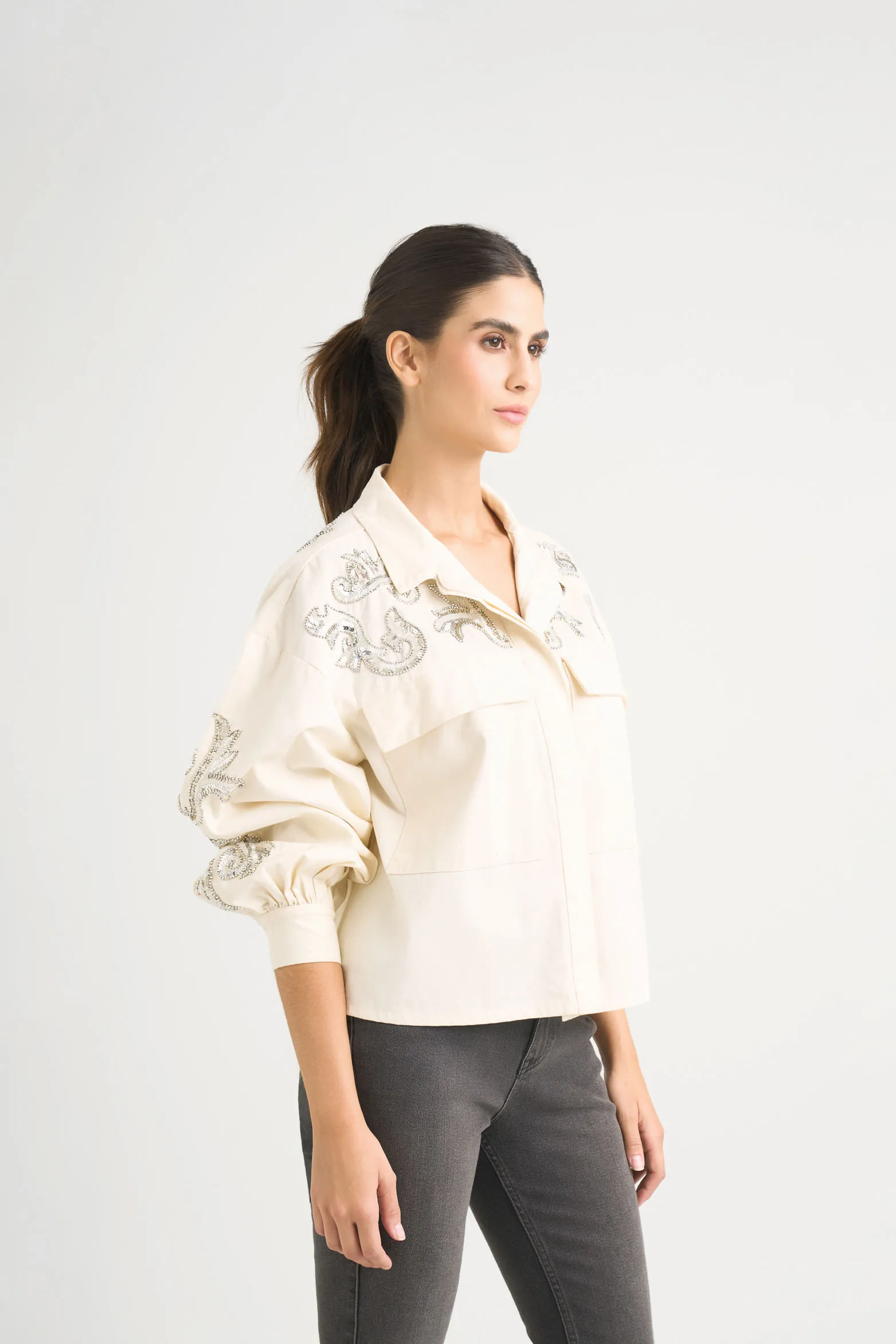 Chaqueta calas en tejido plano para mujer silueta cropped