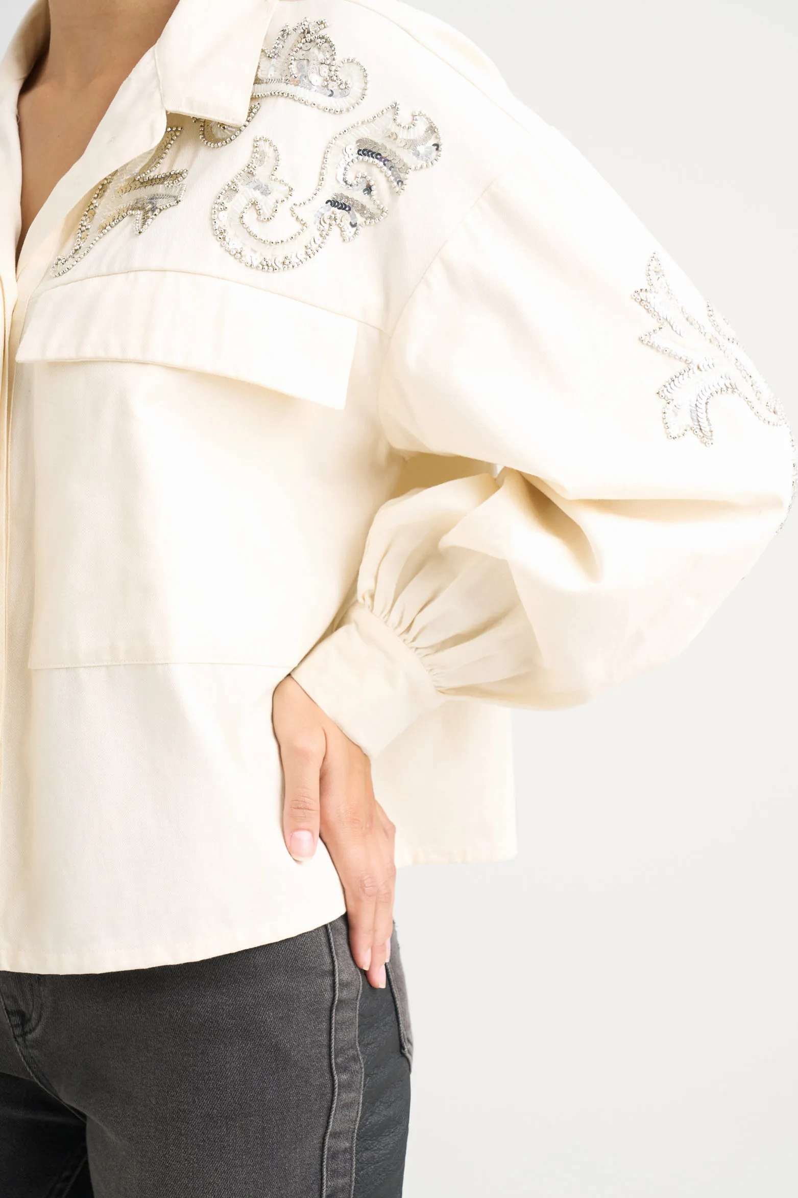 Chaqueta calas en tejido plano para mujer silueta cropped