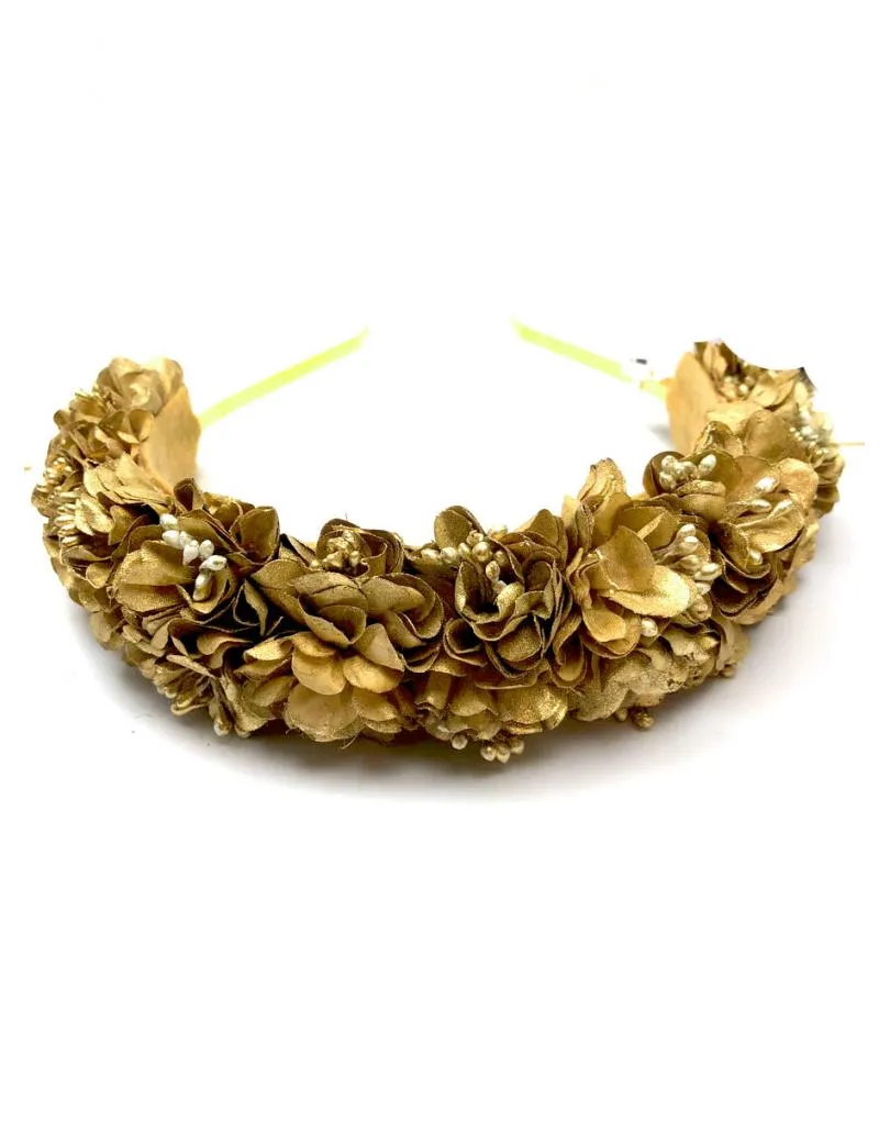 DIADEMAS DORADAS PARA INVITADA DE BODA CON FLORES