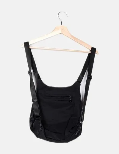 Gabol Mochila negra detalle cremalleras
