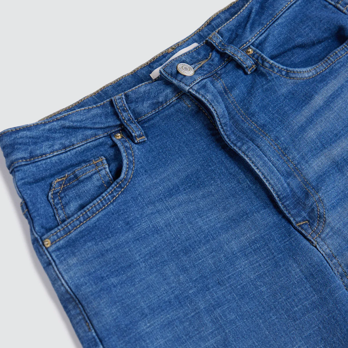 Jean Flare Con Desgastes