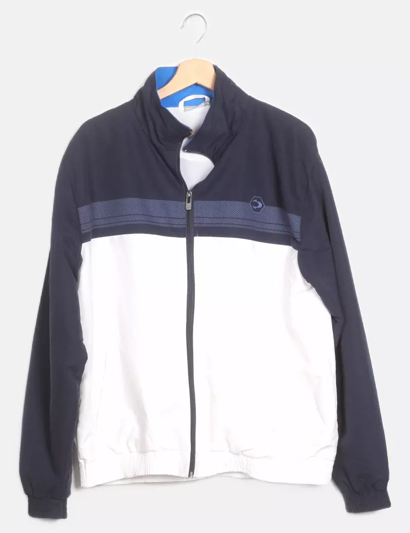 John Smith Impermeable