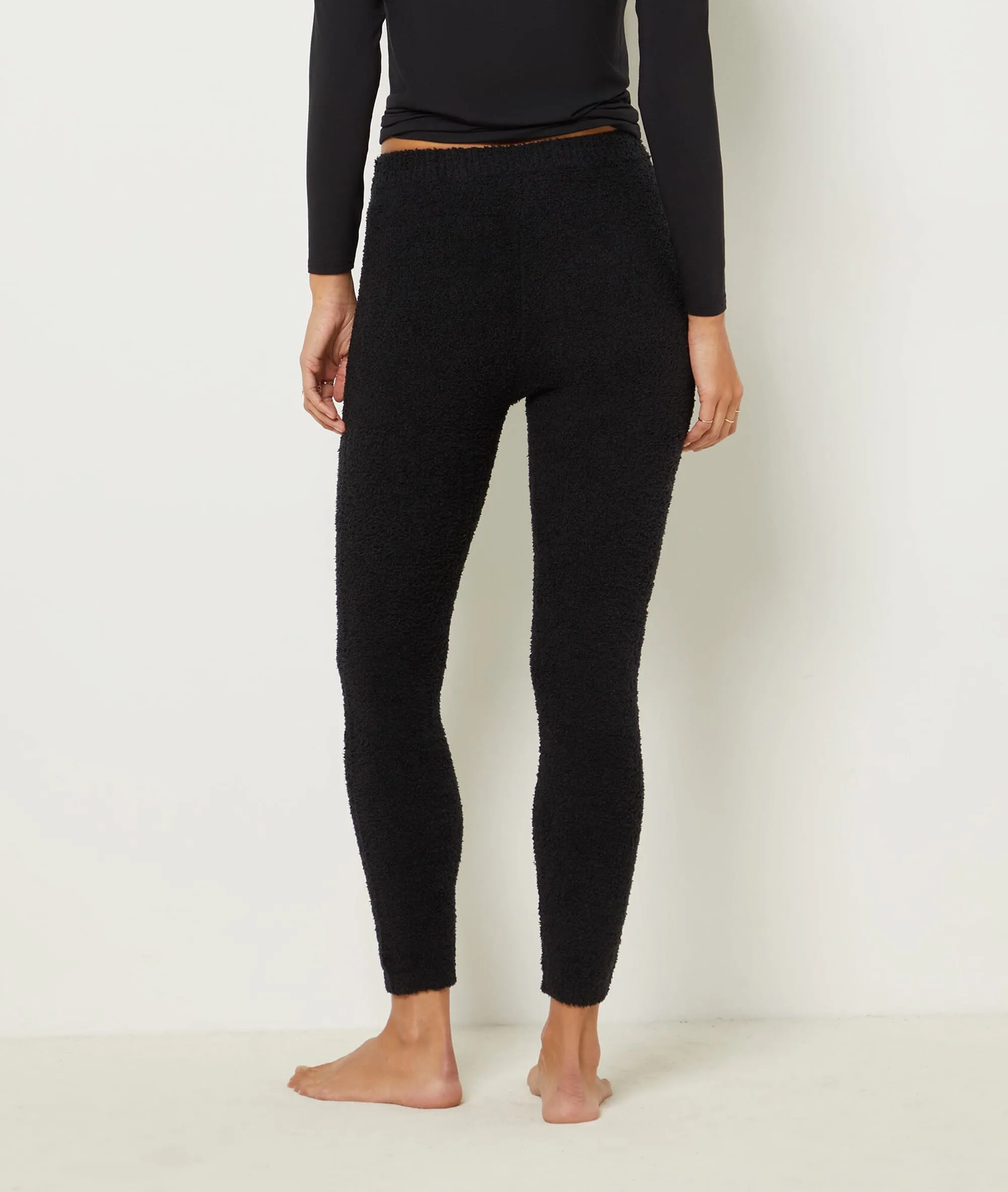 LEGGING TEJIDO MULLIDO FRILEUSE NOIR  ETAM