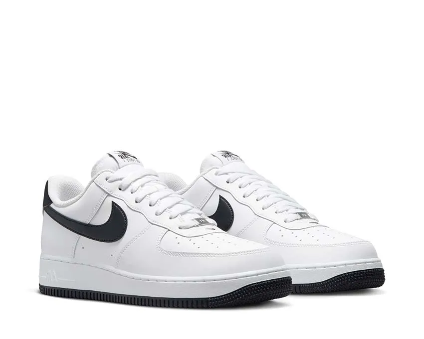 Nike Air Force 1 '07