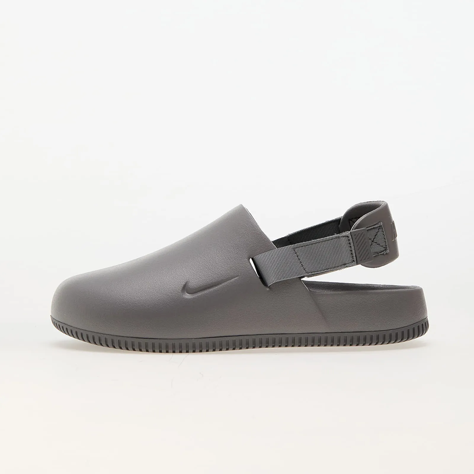 Nike Calm