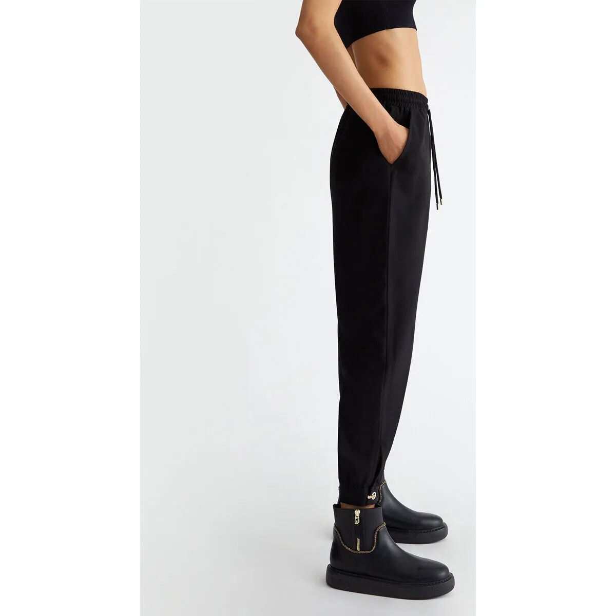 Pantalón de chándal elástico