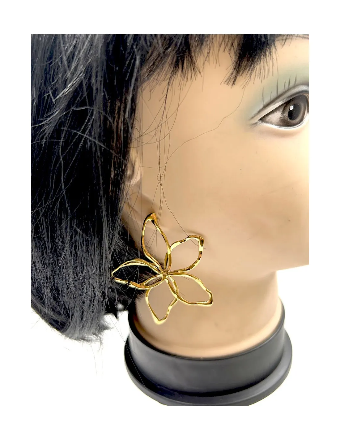 PENDIENTES DORADOS CORTOS DE FIESTA CON FLORES PARA BODAS