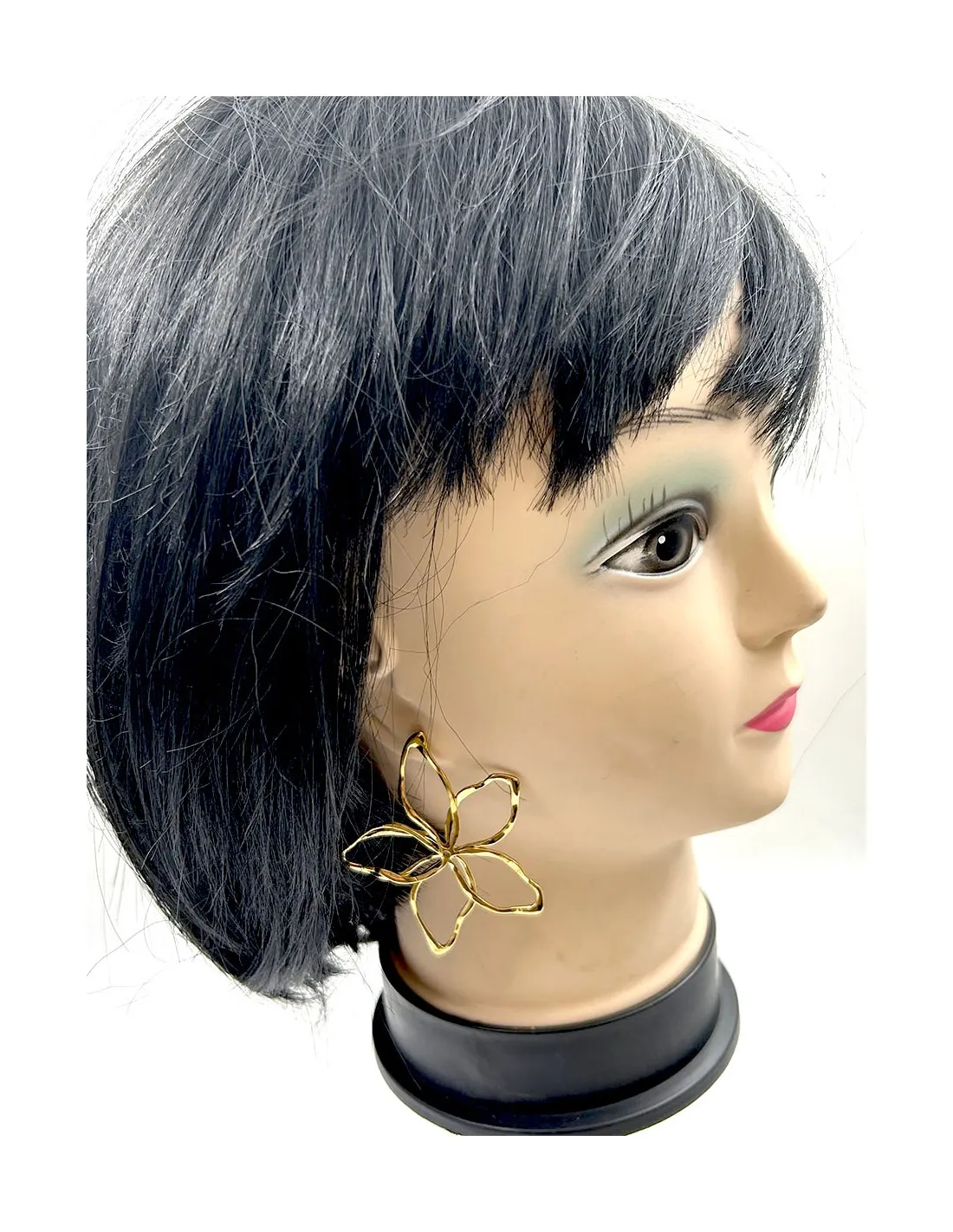 PENDIENTES DORADOS CORTOS DE FIESTA CON FLORES PARA BODAS