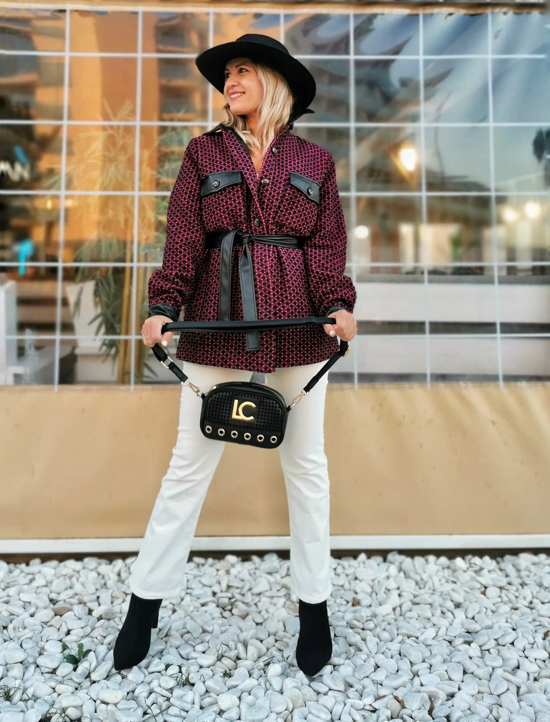 Sobrecamisa de tejido en fantasía bicolor combinada con ecopiel Lola Casademunt