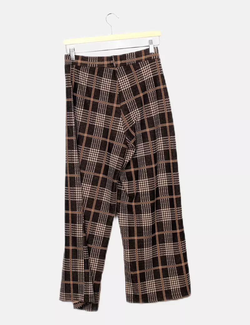 Stradivarius Pantalón marrón estampado cuadros