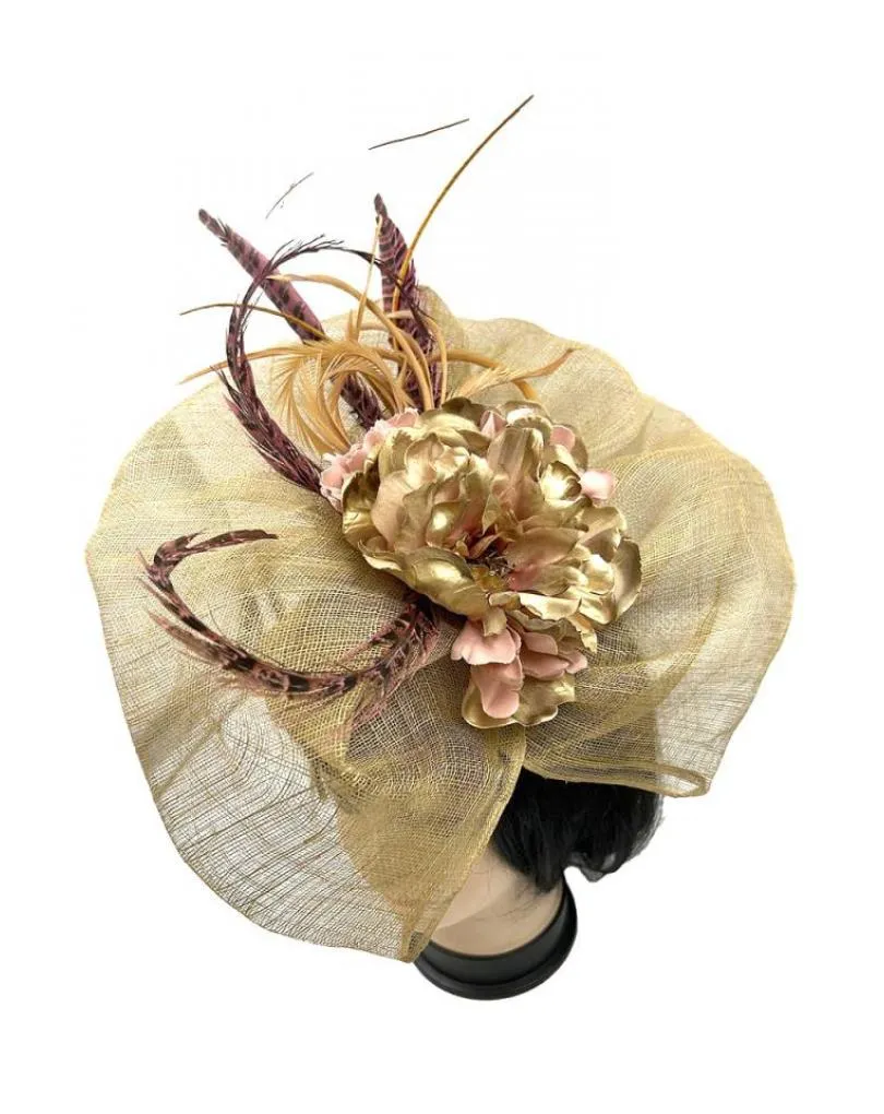 TOCADOS DORADO ENVEJECIDO PARA BODAS CON ESTILOSAS PLUMAS FAISAN