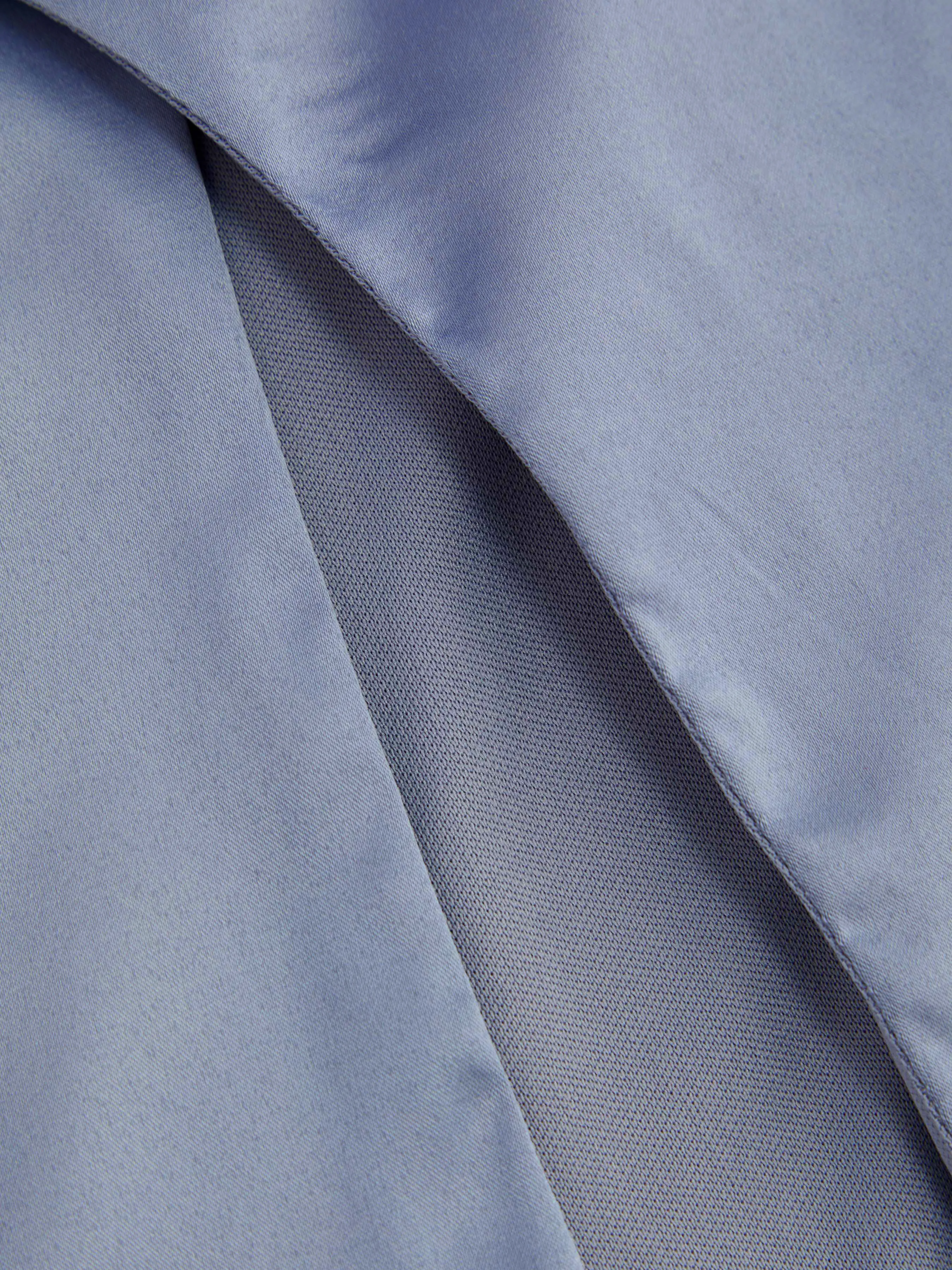 Vestido Midi Tejido de Cuello Cuadrado Sólido con Fruncido y Abertura