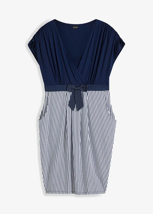 VESTIDO PEPLUM CON LAZO EN LA CINTURA AZUL MARINOBLANCO DE RAYAS