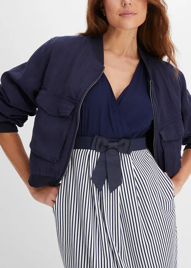 VESTIDO PEPLUM CON LAZO EN LA CINTURA AZUL MARINOBLANCO DE RAYAS