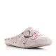 Zapatillas casa Vul·ladi grises con puntos y frase en la puntera