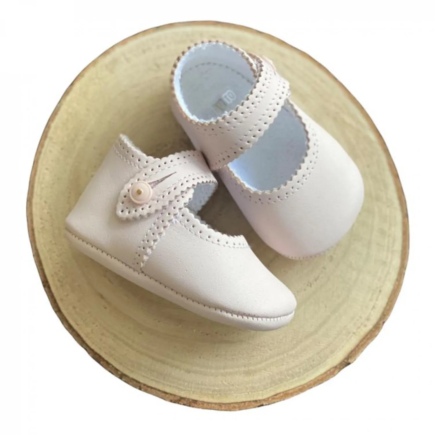 Zapatito para niña de piel rosa o blanco