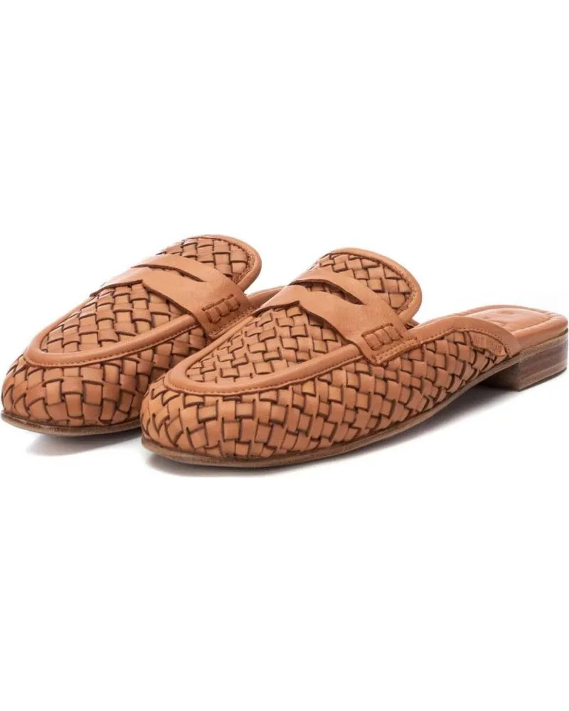 Zuecos de Mujer CARMELA 161301 CAMEL